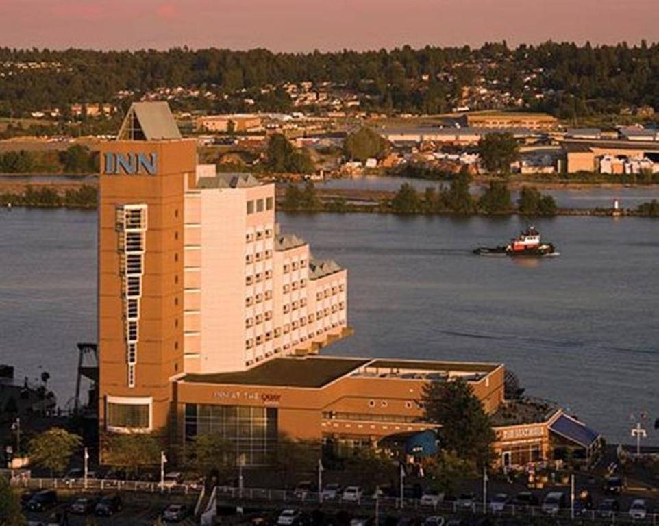 Inn At The Quay New Westminster Exterior foto